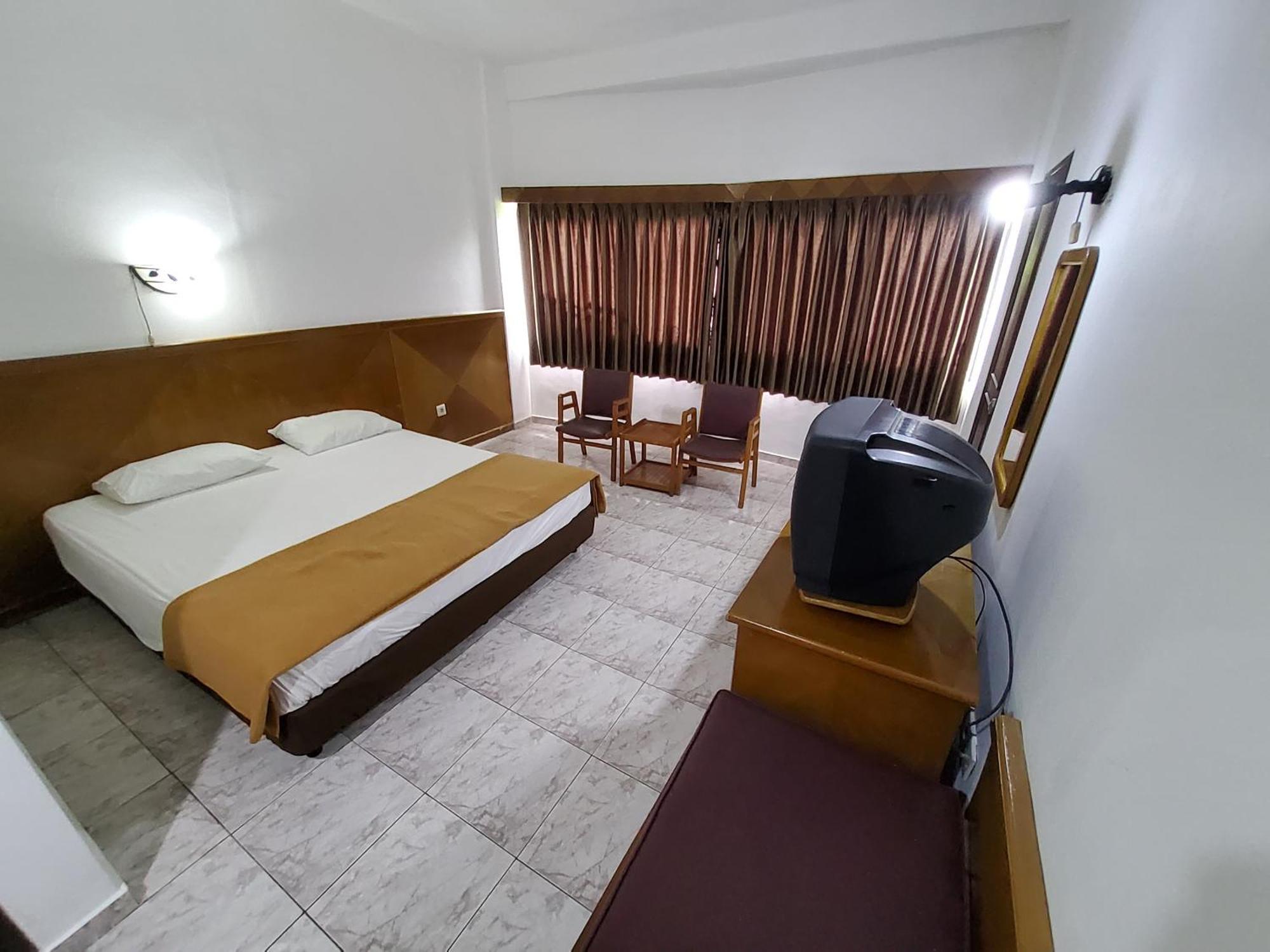 Hotel Kumala Samudra Cikakak Bagian luar foto